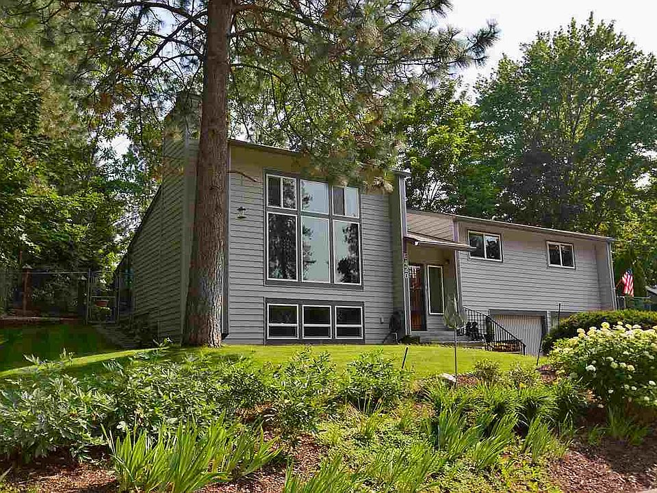 1st image of 420 E Sleigh Ct