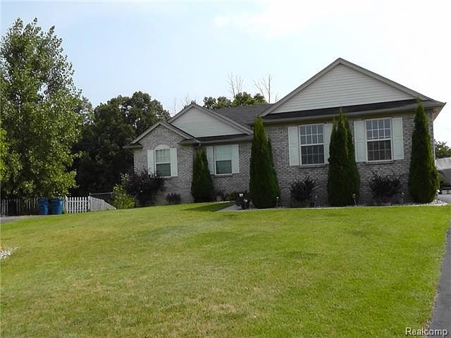 1st image of 8265 Loon Ln