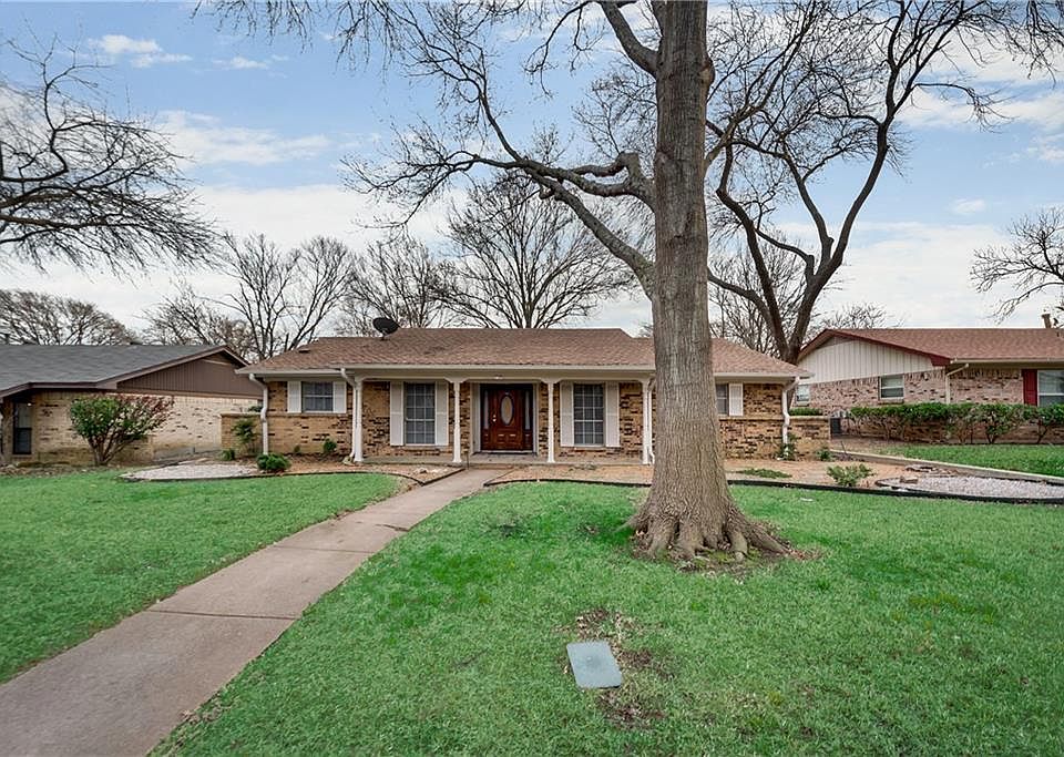 1st image of 730 Flamingo Way