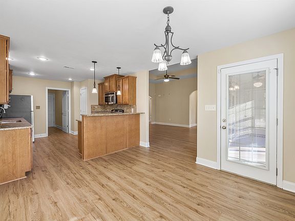 5th image of 236 Crab Orchard Dr