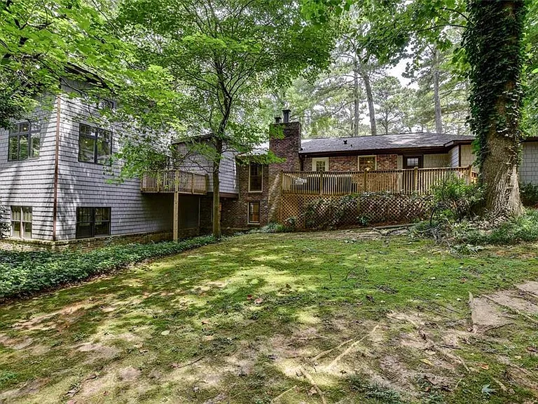 1827 Mount Brian Rd NE — Photo 16
