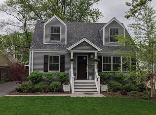 1017 S Spring Rd, Elmhurst, IL 60126