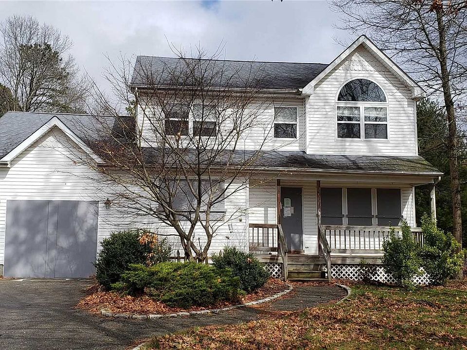 1st image of 34 Kingsland Ave