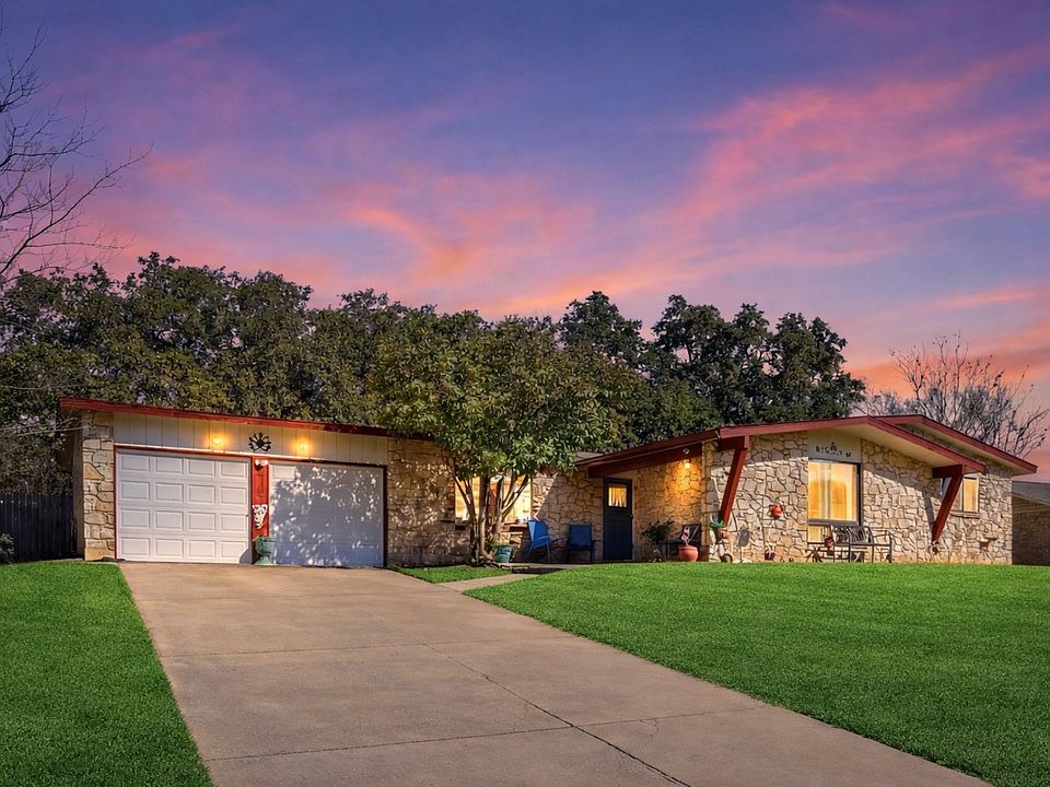 1st image of 113 Meadow Way