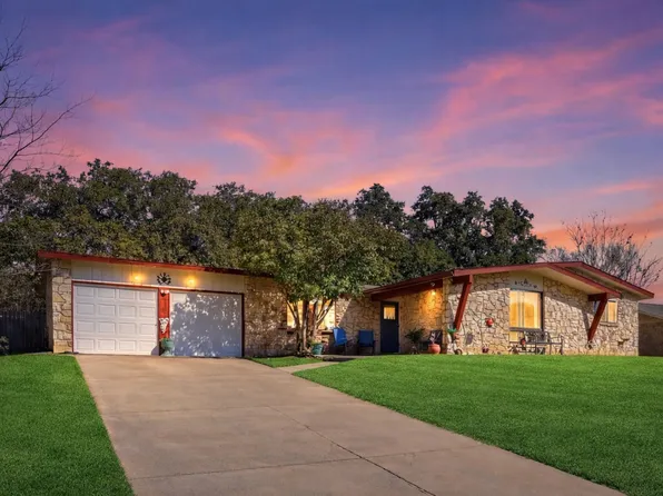 113 Meadow Way, Universal City, TX 78148