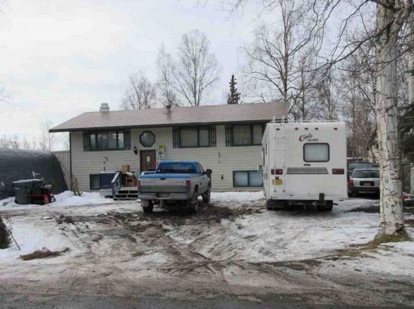 10132 Chickaloon St, Eagle River, AK 99577