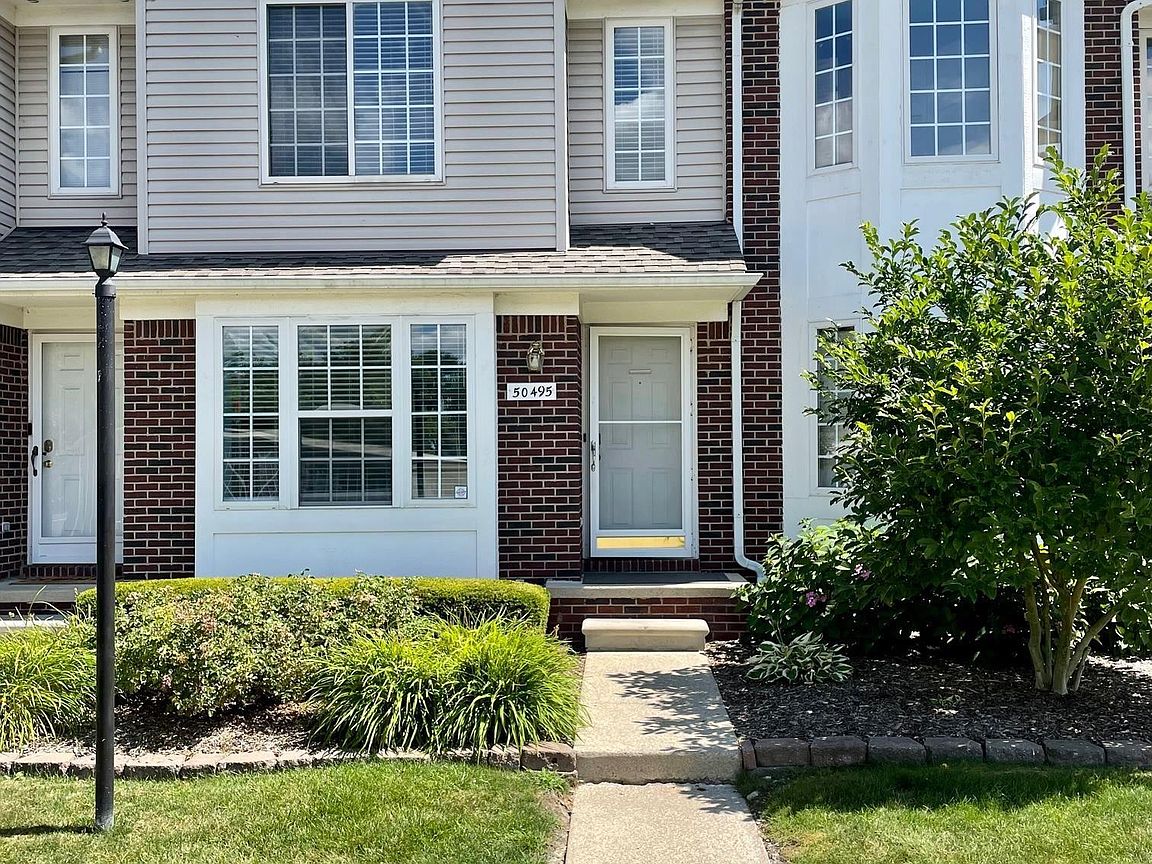 50725 Harbourview Dr, New Baltimore, MI 48047 | Zillow