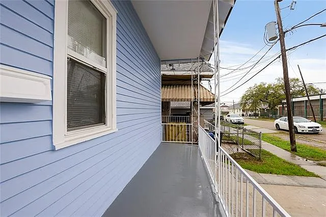 3 bed, 2.0 bath, 1100 sqft, $1,400 — Photo 2