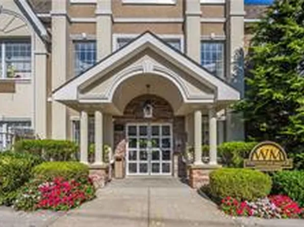 150-40 11th Ave #111, Whitestone, NY 11357