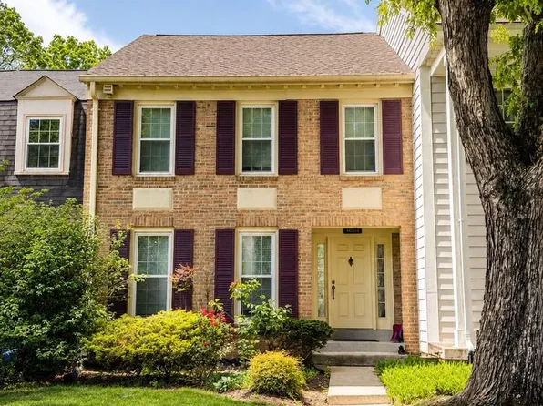 4630 Luxberry Dr, Fairfax, VA 22032