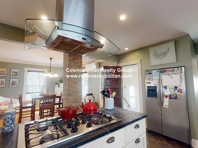 41 Winchester St — Photo 4