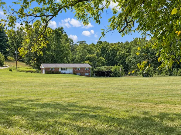 9061 Daisy Dallas Rd, Soddy Daisy, TN 37379
