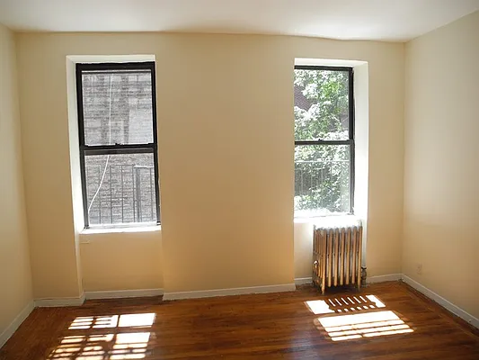 Rented by Vickers Realty | media 4