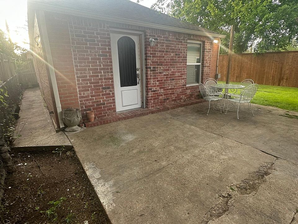 1st image of 809 Cliffdale Ave #A