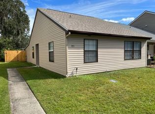 955 Village Dr, Brooksville, FL 34601