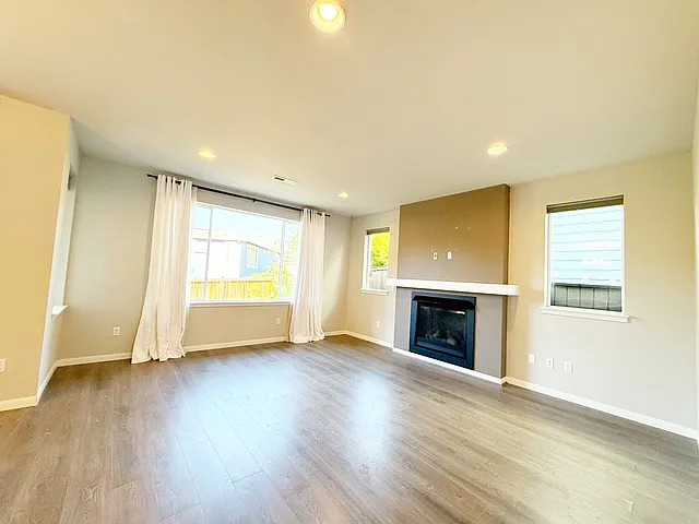 2441 NE Redford St — Photo 8