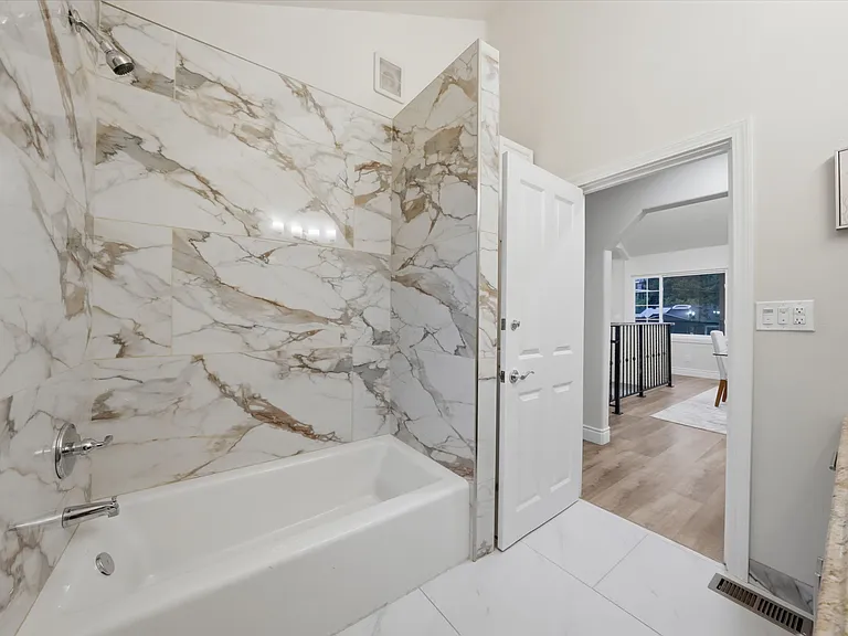 3426 Pierson St — Photo 28