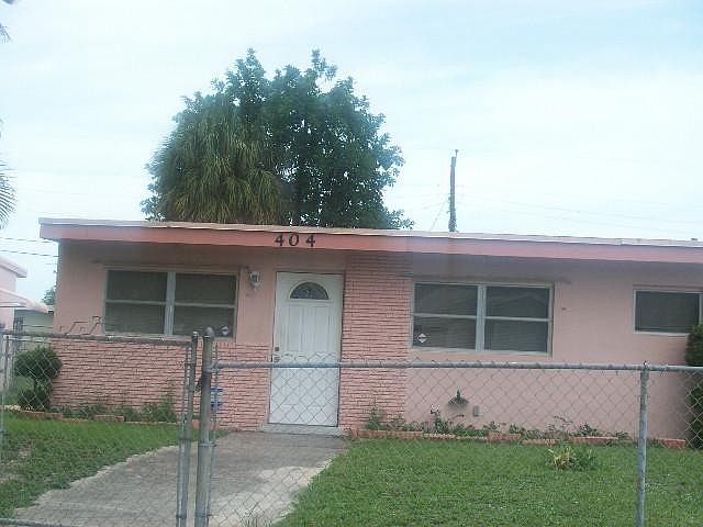 1st image of 404 NW 20th Ave