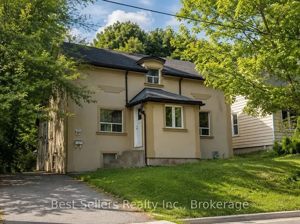 36 William St, Orangeville, ON L9W 2R7