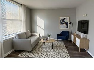 2433 N 33rd St #2F, Philadelphia, PA 19132