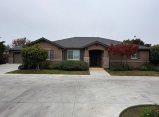 2128 N Highland St, Visalia, CA 93291