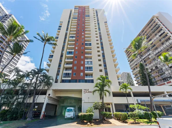 2740 Kuilei St APT 1902, Honolulu, HI 96826