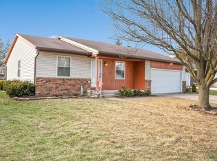 1109 Fairfield Dr, Marysville, OH 43040