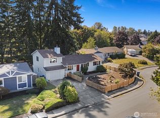 Hampton Court, Everett, WA 98204