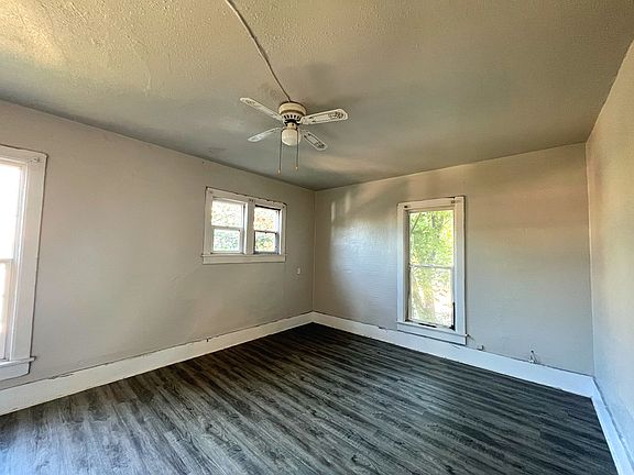 5th image of 529 Cottage Ave Unit 1