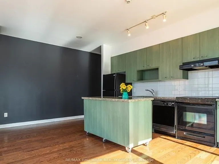 179 George St #1006 — Photo 9