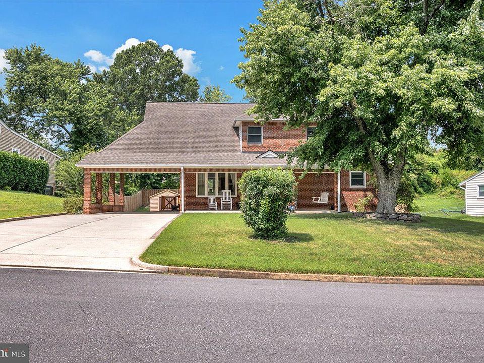 1st image of 6100 Leewood Dr