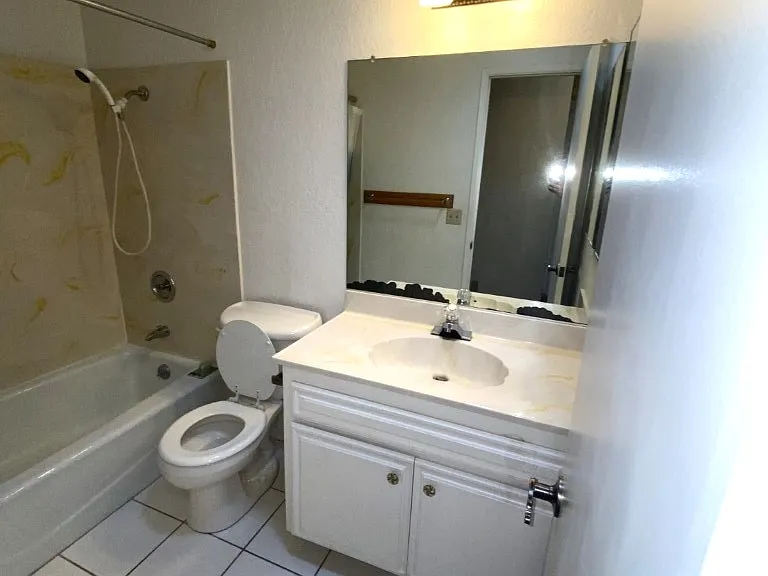12750 Rolling Ridge Dr — Photo 11