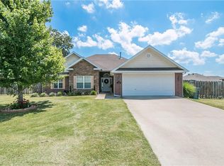1598 Farrell St, Pea Ridge, AR 72751