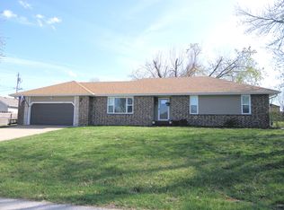 1300 E Rainey St, Ozark, MO 65721