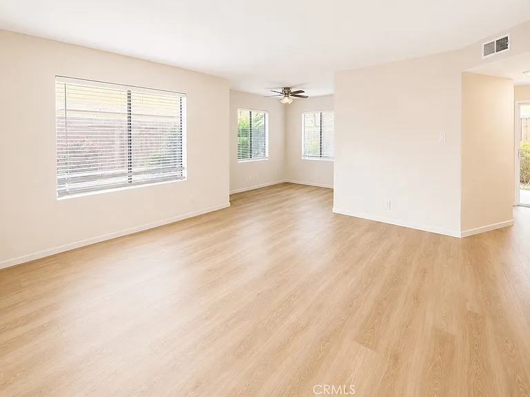 8598 Tamarind Ave #G — Photo 2