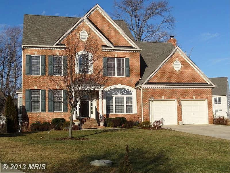 1st image of 601 Yawl Ct