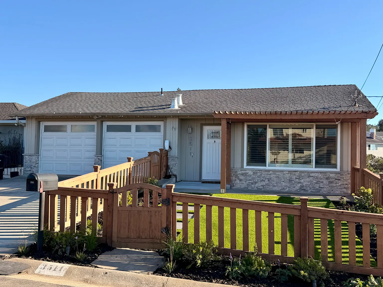 3 bed, 2.5 bath, 1620 sqft, $7,900 — Photo 1