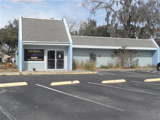1st image of 221 W State Road 434