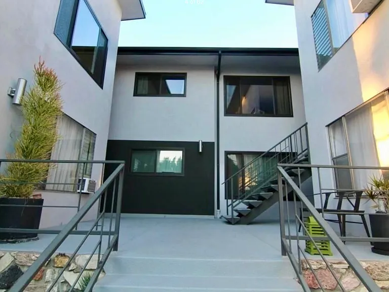 8707 Pickford St #10 — Photo 15