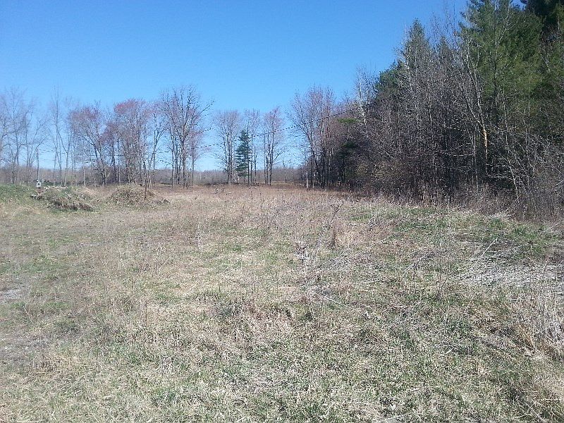 2nd image of 2124 Pinconning Rd