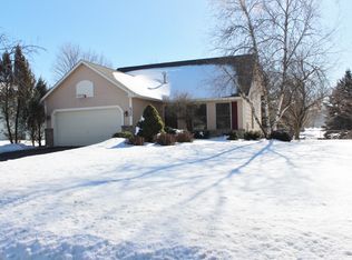 4360 Lexington Pointe Pkwy, Eagan, MN 55123