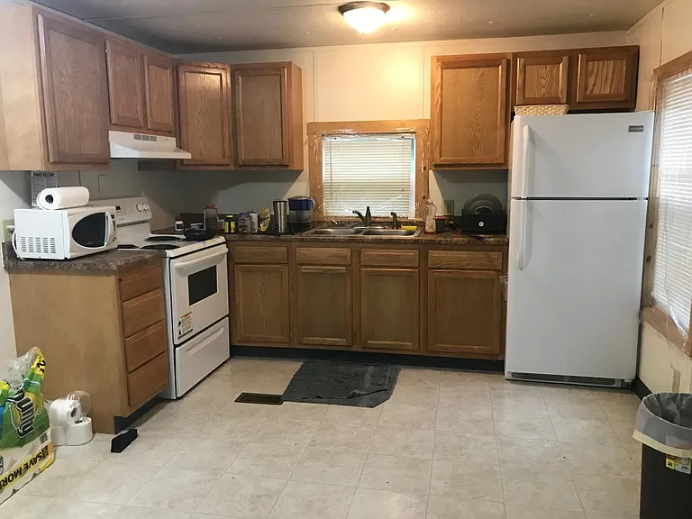 7600 Heatherstone Dr #14 — Photo 3