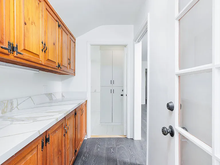 Summit Ln — Photo 11