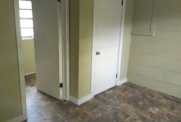 5th image of 4510 18th Ave S