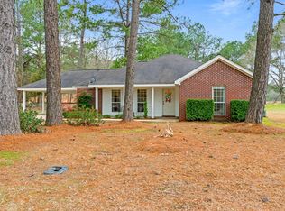 473 Leeville Rd, Petal, MS 39465