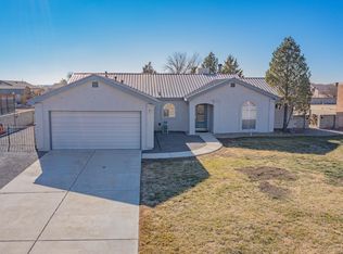 59 Milton Loop, Los Lunas, NM 87031