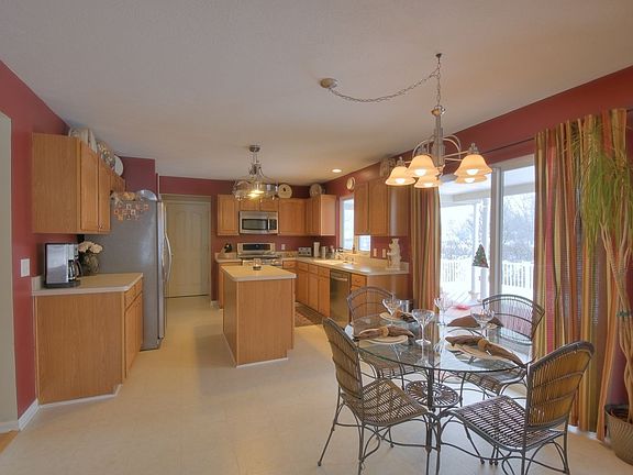 5th image of 143 Coventry Ct