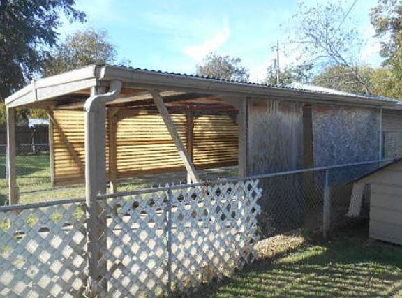 5th image of 1656 Pearl Ave