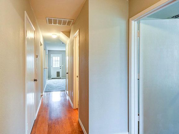 3rd image of 317 Celia Cir