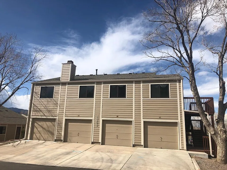 Penthouse unit #25 above garages. Separate outside entrance up two flights of stairs. HOA is responsible for snow removal.